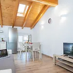 Ferienhaus Casa Rossa - Regarda Travel Bardolino