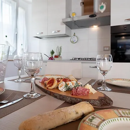 Casa Rossa - Regarda Travel *