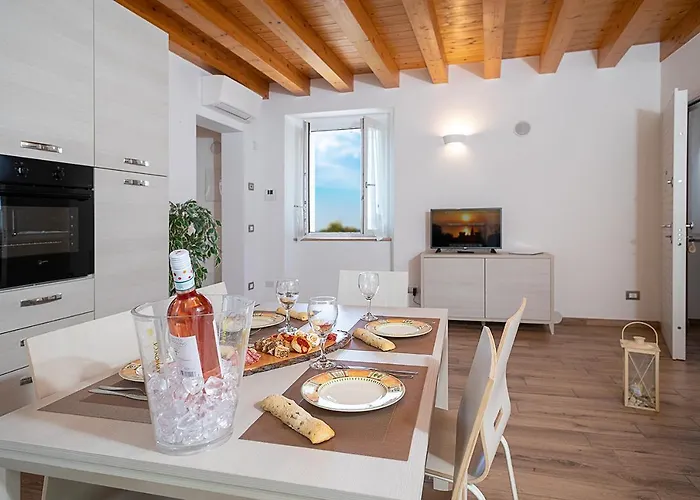 Casa Rossa - Regarda Travel 別荘