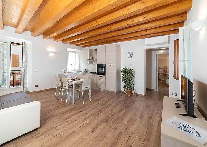 Casa de Férias Casa Rossa - Regarda Travel Bardolino